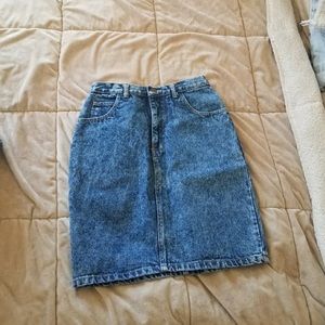 GUESS JEANS- Vintage High wasted Skirt